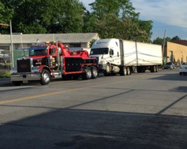 Camp Auto wrecker on a recovery job