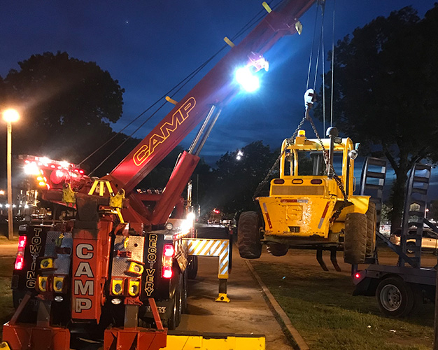 Camp Auto wrecker on a recovery job