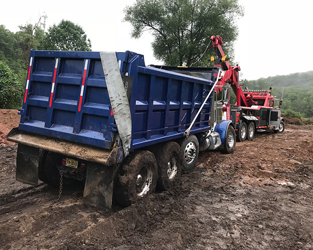 Camp Auto wrecker on a recovery job