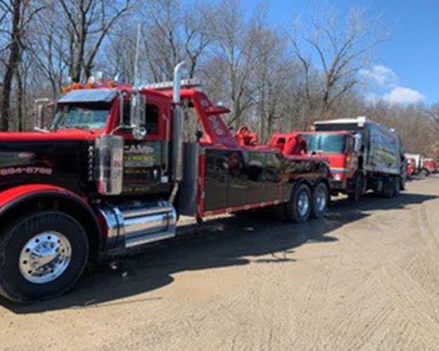 Camp Auto wrecker on a recovery job