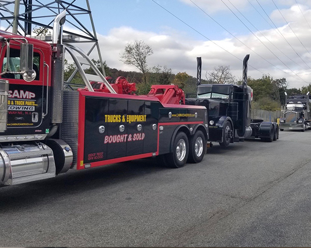 Camp Auto wrecker on a recovery job