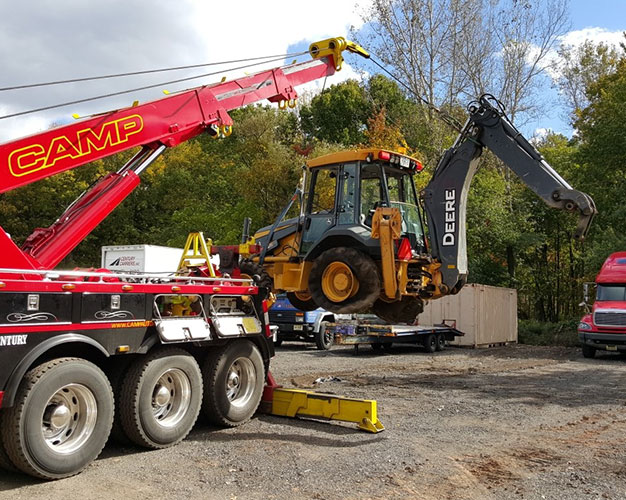 Camp Auto wrecker on a recovery job